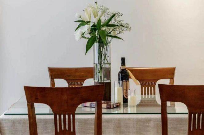 Donghui Garden — Bright & Central 1BR