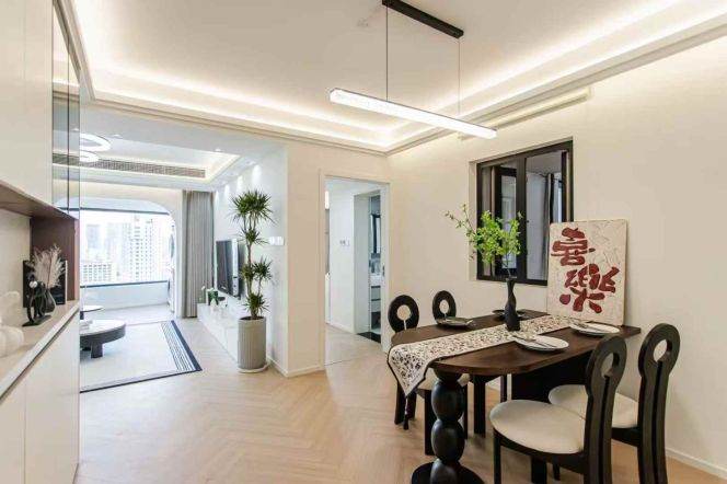 2BR 2BTH w/ Gym & Pool nr ChangPing RD M7