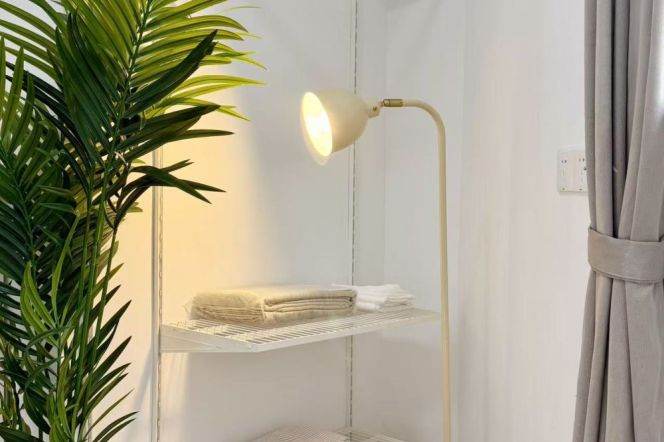 1Studio near line 8&12 convenient to Fu'dan University can long and short lease