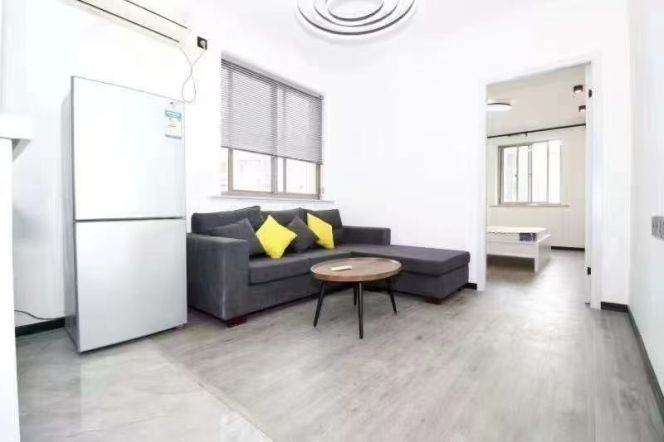 Wuning rd station one bedroom