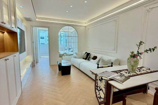 zhongshan park one bedroom