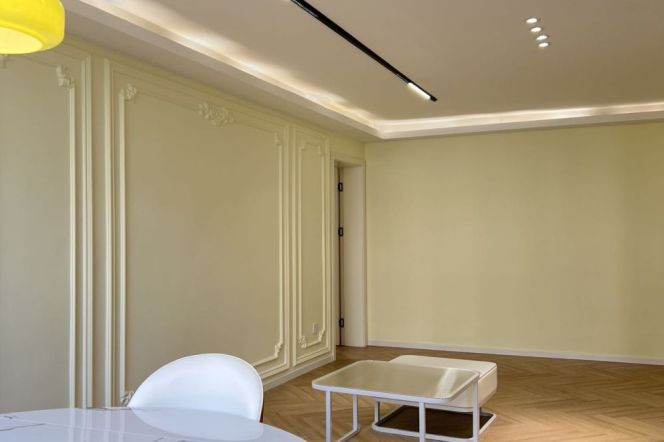 Nice compound 3Brs/2Lrs/1Bt apt nr Changping rd,M7/13