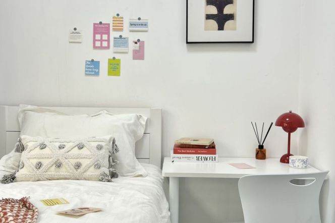 cozy room near Hanzhong rd, Shanghai railway station, for international students apartment 