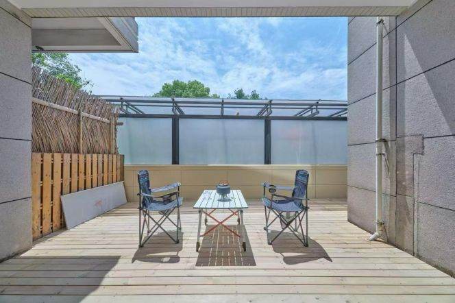 Jiaotong university Gaoyou/ Fuxing rd 3brs apt wt garden; L10