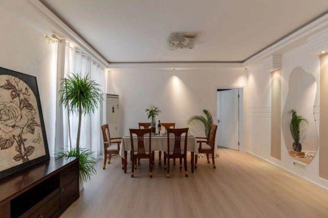 Donghui Garden — Bright & Central 1BR