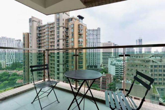 West nanjing road open balcony 2br 2bt greenery compound with gym & pool
