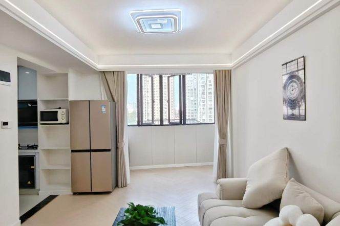 Zhongshan park/elevator 1br 1lr/balcony/floor heating/big living room@L2/3/4