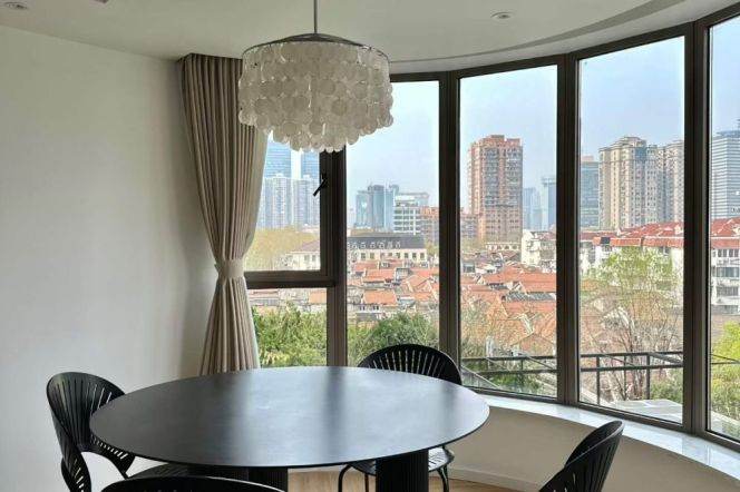 south Shaanxi rd 2br2bath150sqm