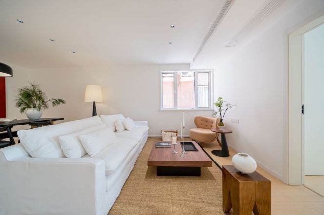 luban rd high floor 3Br/2baths@L4