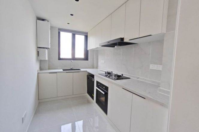 Spacious 3br,2bth,CA,floor heating,Oven,Dishes Washer,Dryer,Parking,Line 10&15