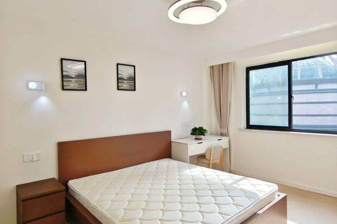 zhongshan park elevator 1BR/big living room@L2/3/4
