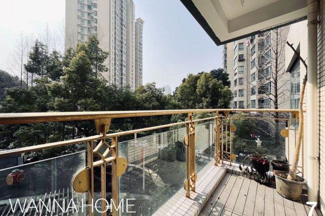 Luxury Compound/Xujiahui CBD/Open Balcony/Elevator/Bathtub/Large Storages/Heater/Cozy3br2bt