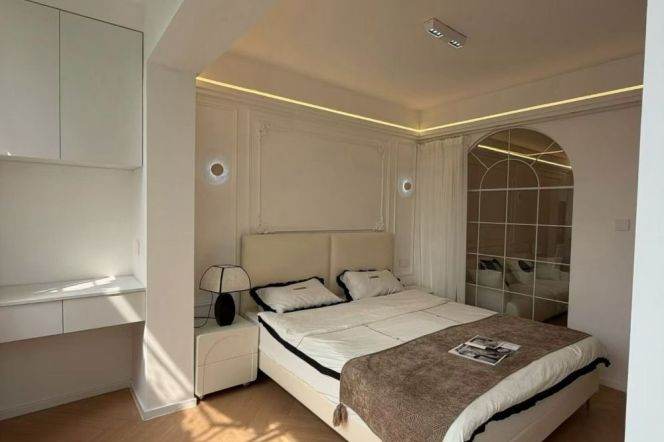 zhongshan park one bedroom