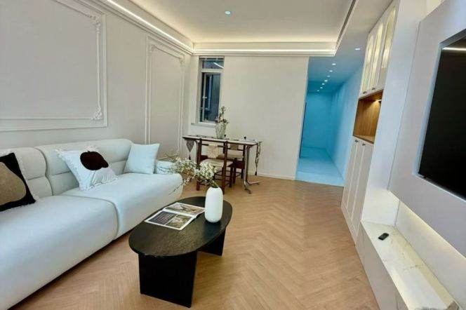 zhongshan park one bedroom