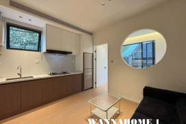 Spacious&Modern&Bright 1Br 1Bath Apt+2F Walk Up+West Nan Jing Rd CBD+Large Closets