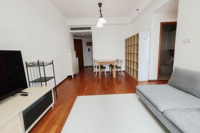 Valuable Wellington Garden 2BR+2BA with Central AC,Bathtub 13.8K  