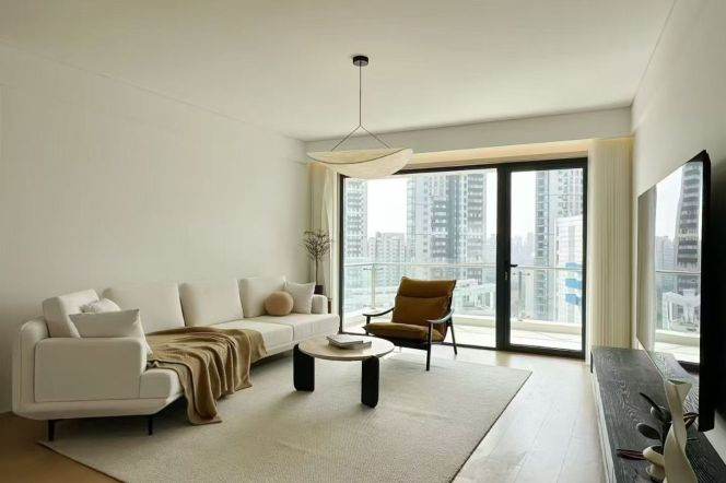 big2br,2bathroom, 130sqm, Century Park, Modern, floorheating,dryer,24.5k