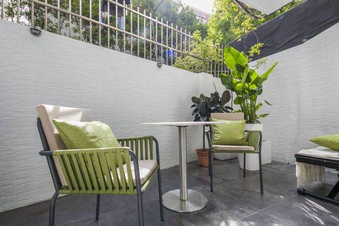 Cozy 1br old apt with Yard nr Jiashan Rd   L9&12   