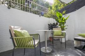 Cozy 1br old apt with Yard nr Jiashan Rd   L9&12   