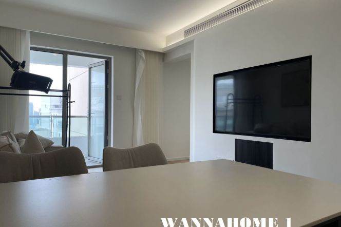 Free Club+Modern&Spacious&Bright 1Bdr 1Bath Apt+Jing'an Temple+Good View+Open Balcony