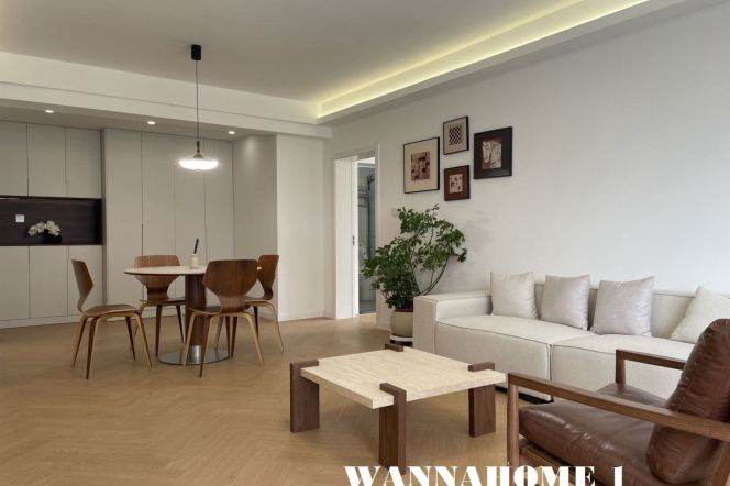 Large Open Balcony+Spacious&Really Bright 3Brs 2Baths Apt+Jing An Temple+Great Compound