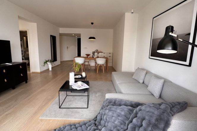 Kerry Hill Residence — Elegant 3BR on Huashan Road — 35,530 RMB