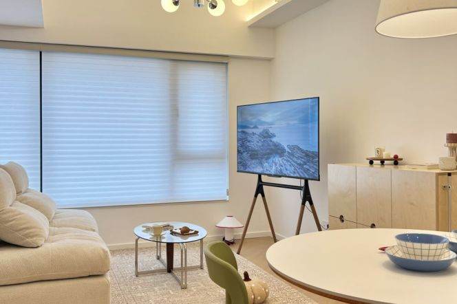 Brand New 1-Bed | High Floor, Big Windows | Central AC, Oven, Washer/Dryer | Parking Available