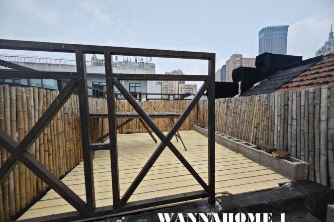 Spacious&Bright 2bdrs 2Baths Apt+4F Walk Up+Rooftop Terrace+West Nanjing Rd CBD