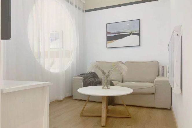 1 br near L2/L7/L14 jing'an temple station