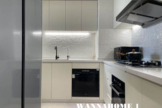 Free Club+Modern&Spacious&Bright 1Bdr 1Bath Apt+Jing'an Temple+Good View+Open Balcony