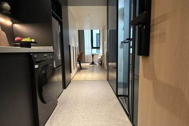 serviced apt nr line 8 nr Fu'dan, Tong'ji ,SUFE and USST for long&short rental