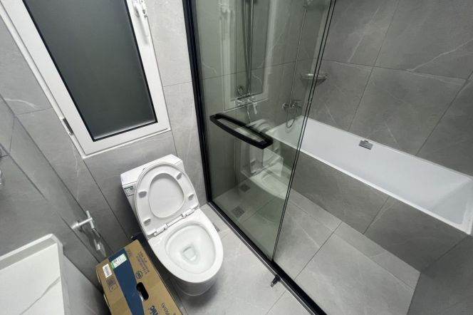 2 Brs, 2 Baths with Floor Heating/Bathtub, 120 sqm @ Shuicheng metro L10