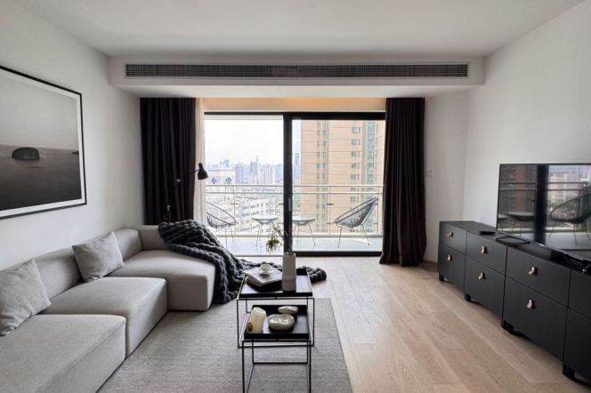 Kerry Hill Residence — Elegant 3BR on Huashan Road — 35,530 RMB