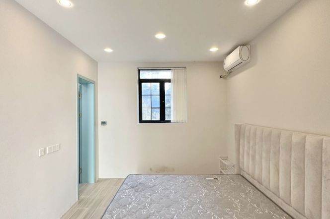 Valuable/Nicely Wukang/Wuyuan Rd 1BR with Garden 11.2K  