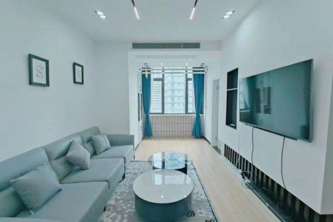 changping rd elevator 1BR/big living room@L7