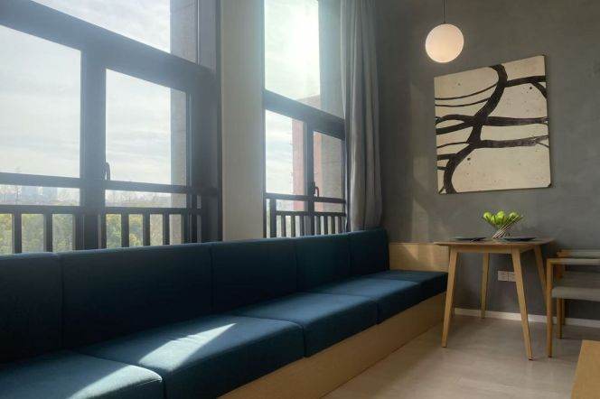 1 Loft in old Xu'hui area near line 9/12 Jia'shan Rd can long and short term lease