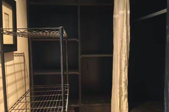 Quality Community 1+1br with Balcony @Zhengning Road