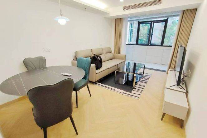 zhongshan park 1BR/big living room@L2/3/4