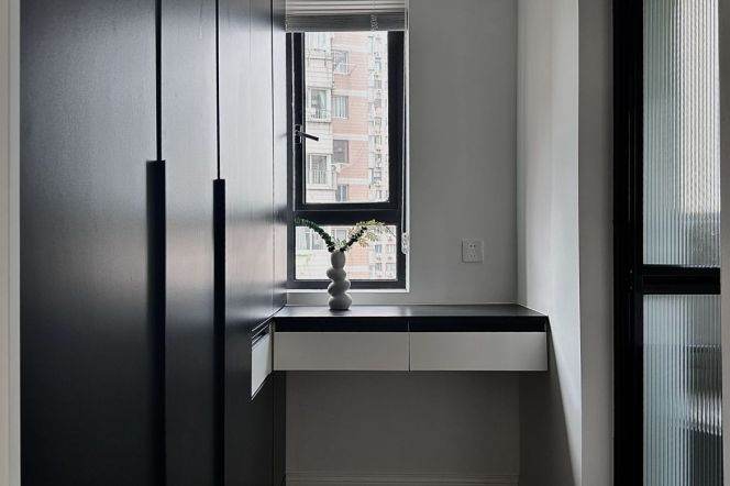 L 10/11  Transportation Metro Station, 160 sqm, large 3-brs with underfloor heating