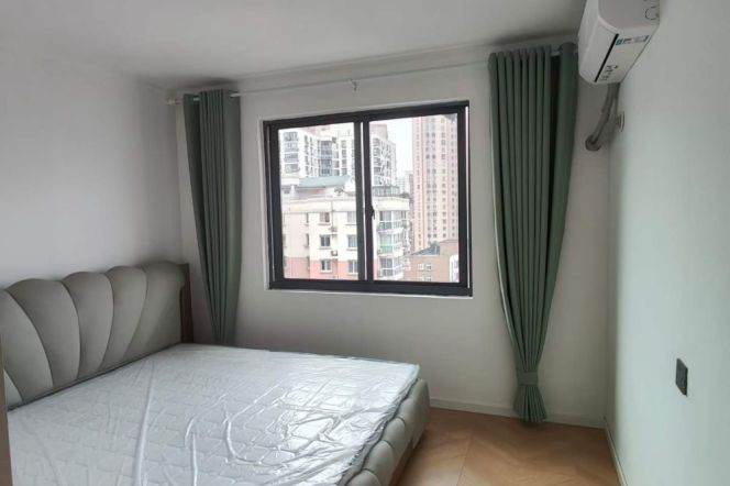 changshou rd elevator 2BR/big living room@L7/13