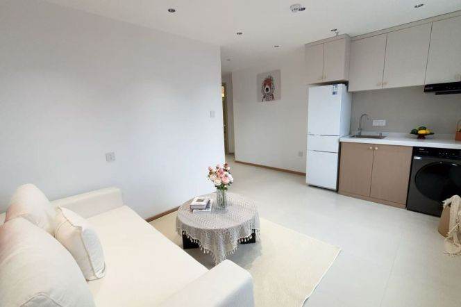  Spacious-Fashion-lift-1Br-Nr Huadong Jiaotong uni-Caoyang rd/Putuo area/L3/4/11/13/14