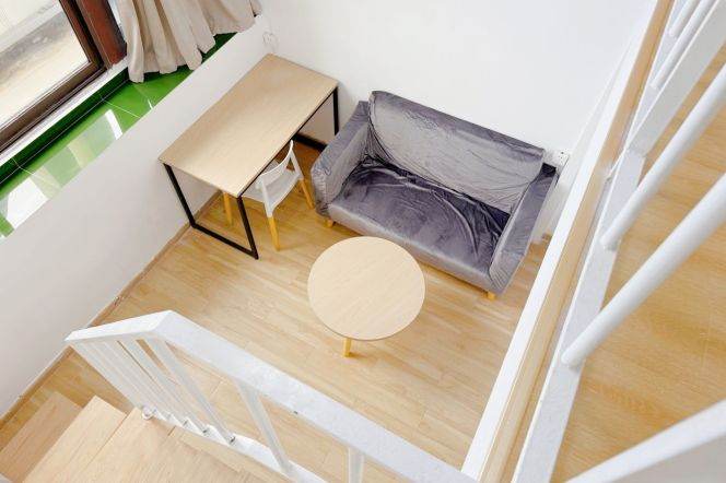 1Loft near line 8&12 convenient to SUFE and downtown can either long and short lease