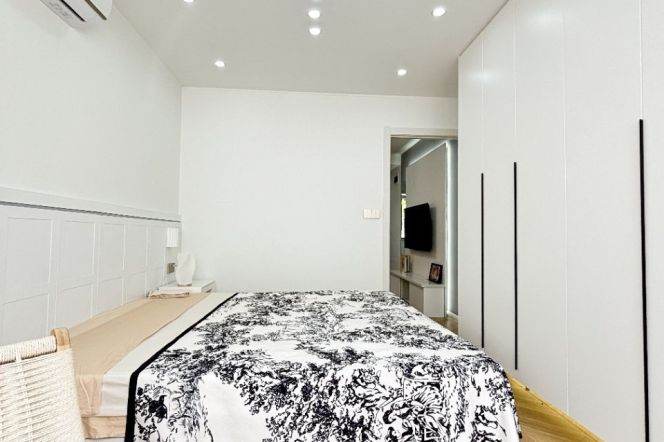 Modern 2Brs/1Lr/1Bt apt nr Changping rd,M7/13/14