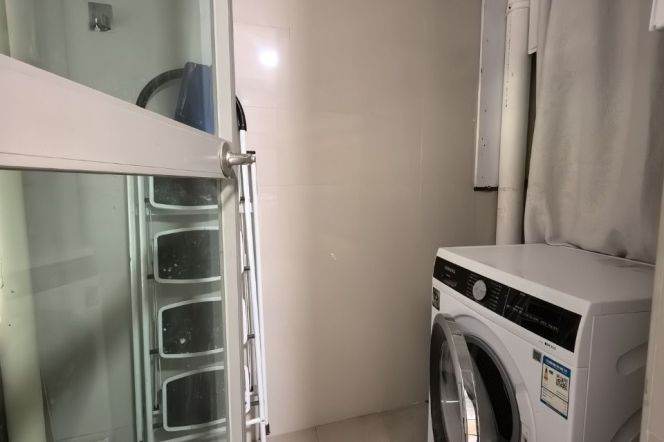 One Park Avenue，The most cost-effective 3-brs apartment in the community, with a free clubhouse.