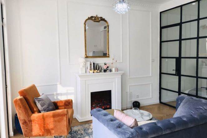 Changshu Rd Station 1Br with Open Balcony Line1/7