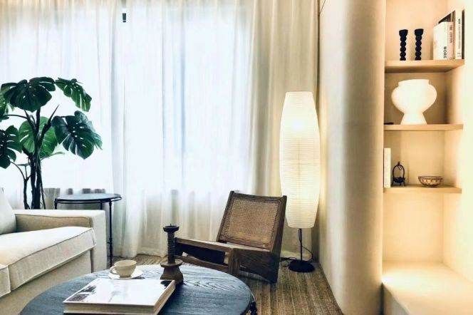 2 Brs with Floor heating/Oven/Dryer, 100 sqm @ West Nanjing metro L2