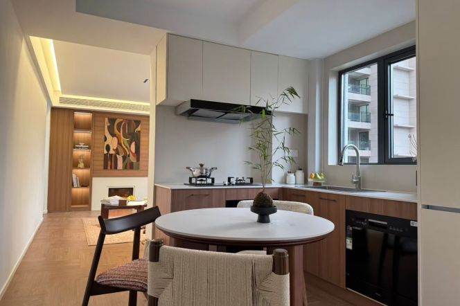 1 Big Br with Double Terraces, Brand-new Dec/Floor heating/Dish washer, 80 sqm @ Zhongtan metro L3&4