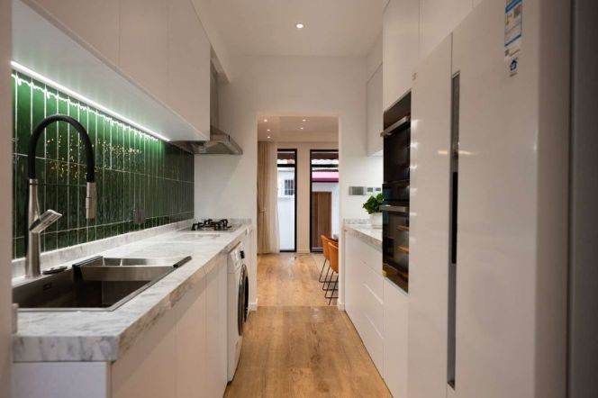 zhaojiabang rd  2br with garden