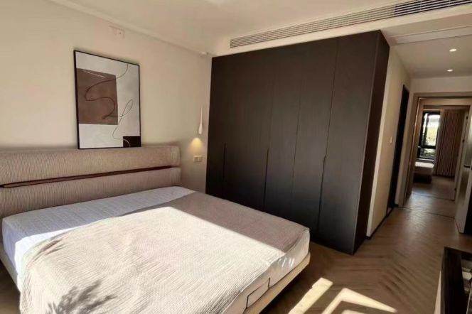 Longbaixincun/Ziteng Rd metro/2br2bt/central AC/floor heat/dishwasher/oven