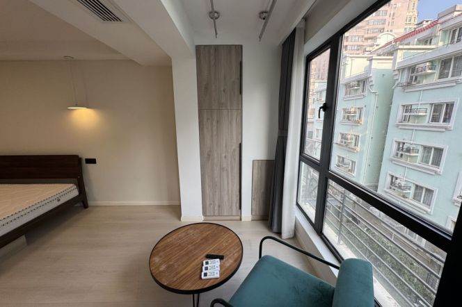 west nanjing rd. 2beds1bath 
